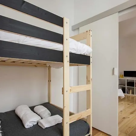 Yellow Design Estudio Com Ac Baixa Chiado *