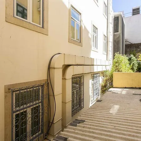 Apartman Yellow Design Estudio Com Ac Baixa Chiado