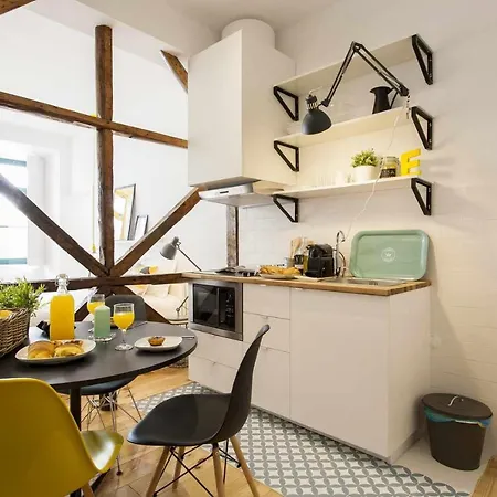 Apartman Yellow Design Estudio Com Ac Baixa Chiado Lisboa