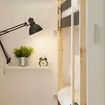 Yellow Design Estudio Com Ac - Baixa Chiado Lägenhet *
