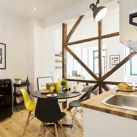 شقة Yellow Modern Studio Baixa Chiado Ar Condicionado *