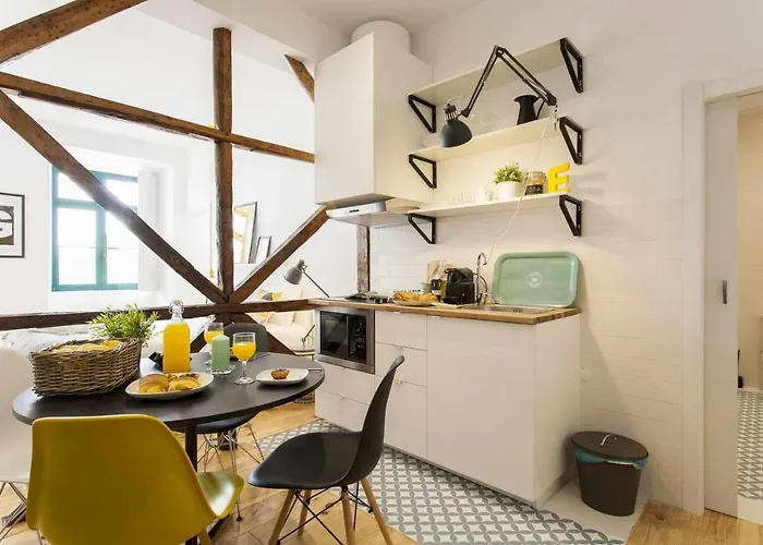 아파트 Yellow Design Estudio Com Ac - Baixa Chiado 리스본